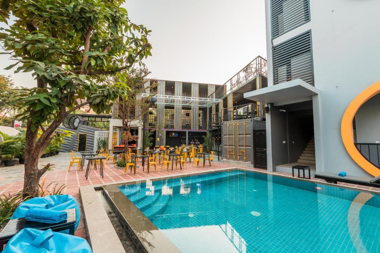 White Rabbit Hostel Siem Reap Exterior foto