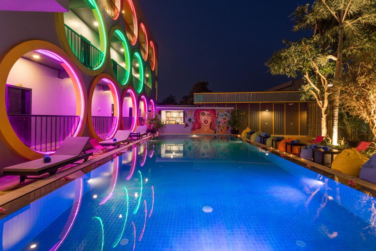 White Rabbit Hostel Siem Reap Exterior foto